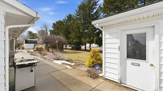 10290 S State Road 9, Columbia City, IN 46725