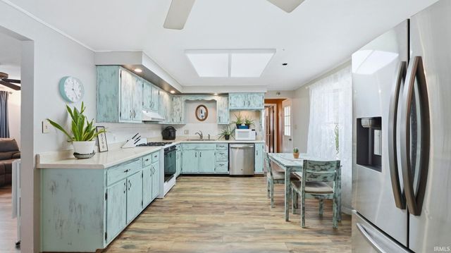 10290 S State Road 9, Columbia City, IN 46725