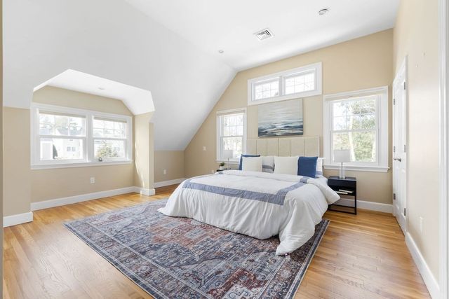 17 Lindbergh Avenue, Needham, MA 02494