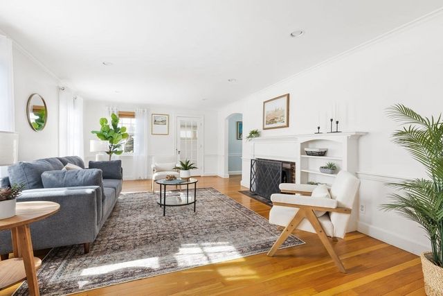 17 Lindbergh Avenue, Needham, MA 02494