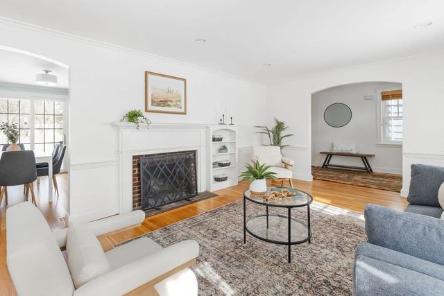 17 Lindbergh Avenue, Needham, MA 02494