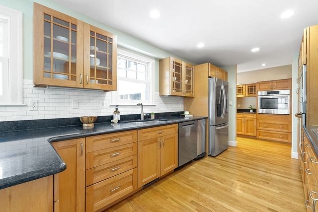 17 Lindbergh Avenue, Needham, MA 02494