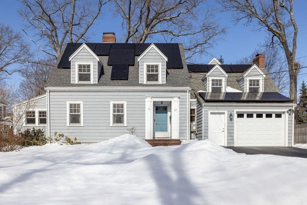 17 Lindbergh Avenue, Needham, MA 02494