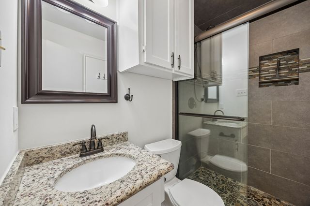1908 Scarlett Court, Arlington, TX 76012