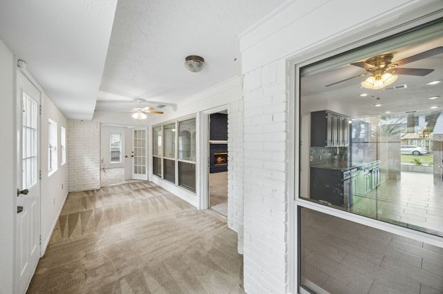 1908 Scarlett Court, Arlington, TX 76012