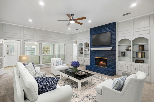 1908 Scarlett Court, Arlington, TX 76012