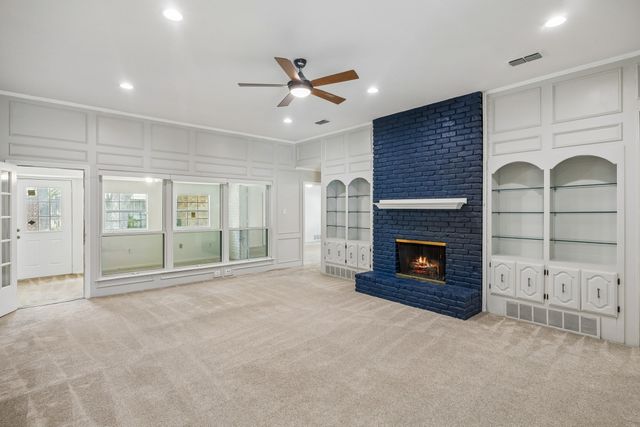 1908 Scarlett Court, Arlington, TX 76012