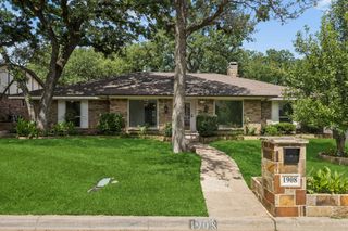 1908 Scarlett Court, Arlington, TX 76012