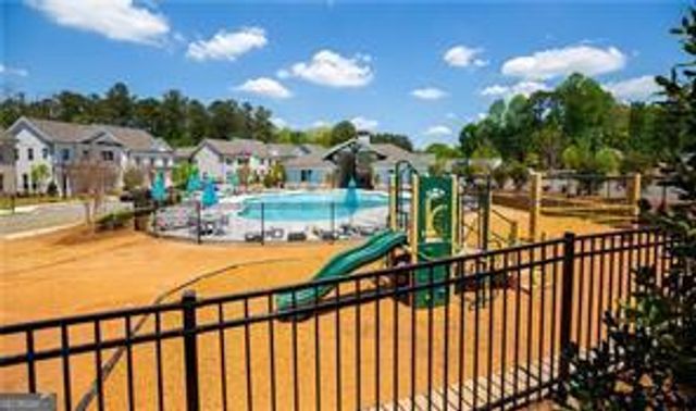 1289 Bennett Creek O, Suwanee, GA 30024