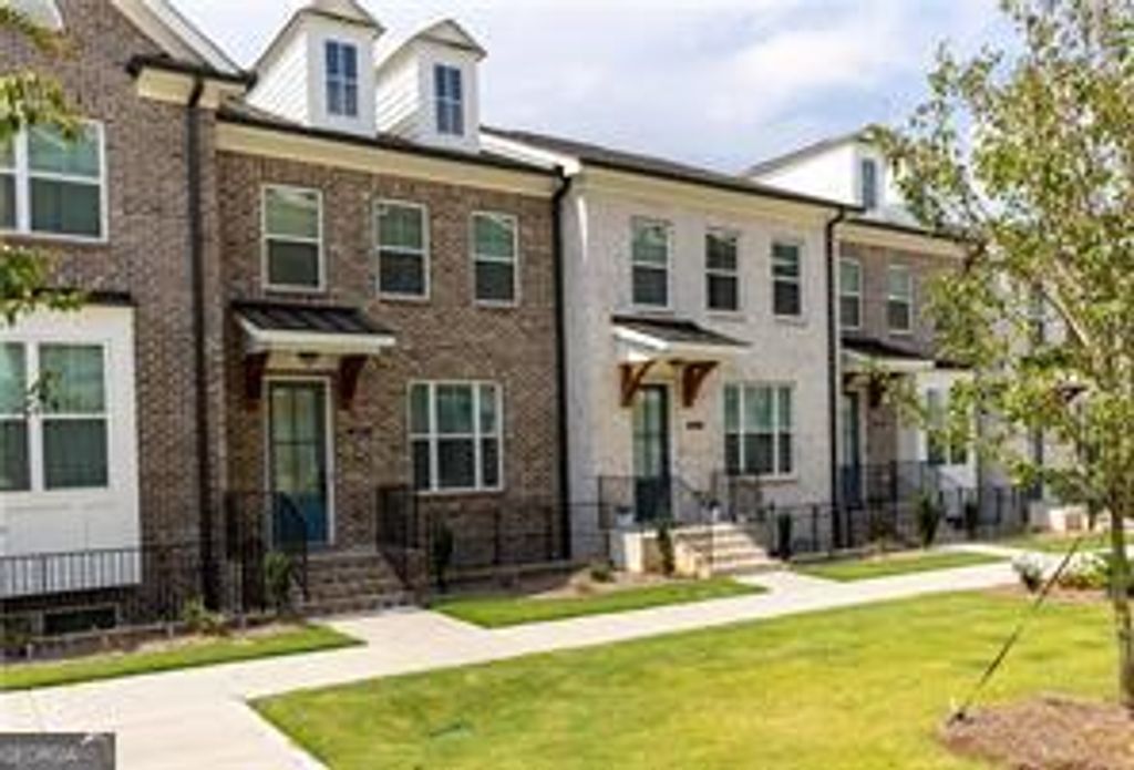 1289 Bennett Creek O, Suwanee, GA 30024