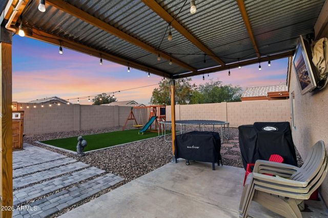 1404 W MONTEBELLO Avenue, Apache Junction, AZ 85120