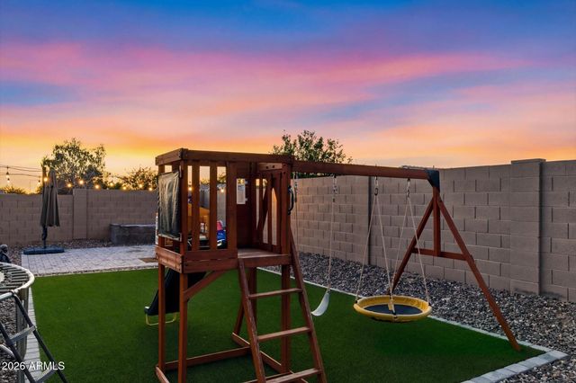 1404 W MONTEBELLO Avenue, Apache Junction, AZ 85120