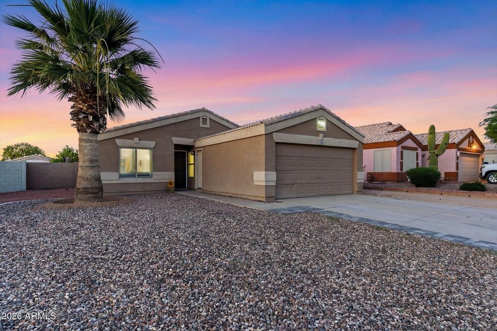 1404 W MONTEBELLO Avenue, Apache Junction, AZ 85120