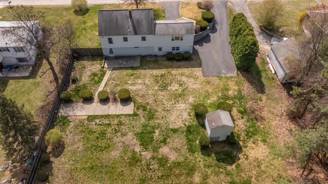 17 Stevens Avenue, Merrimack, NH 03054