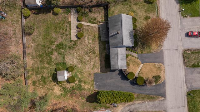 17 Stevens Avenue, Merrimack, NH 03054