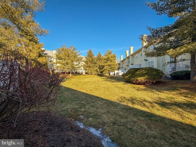 1003 WATERFORD RD, Yardley, PA 19067