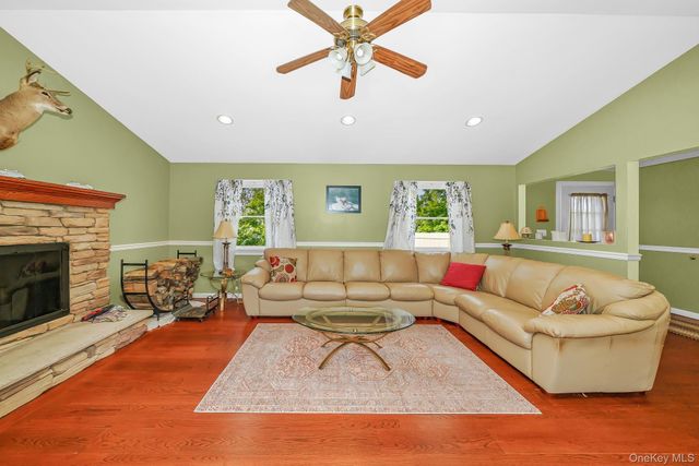 16 Kensington Avenue, Massapequa, NY 11758