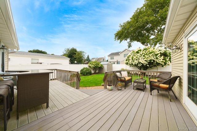 16 Kensington Avenue, Massapequa, NY 11758