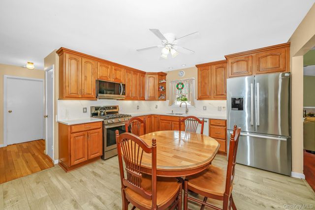 16 Kensington Avenue, Massapequa, NY 11758