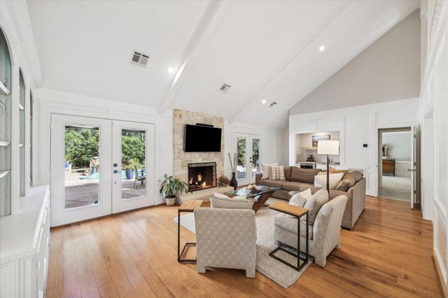 2626 Royal Trail Drive, Kingwood, TX 77339