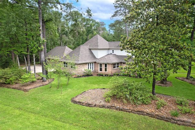 2626 Royal Trail Drive, Kingwood, TX 77339