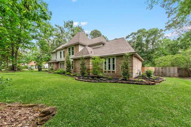 2626 Royal Trail Drive, Kingwood, TX 77339
