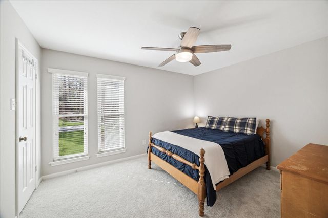 2626 Royal Trail Drive, Kingwood, TX 77339