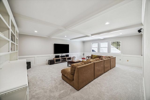 2626 Royal Trail Drive, Kingwood, TX 77339