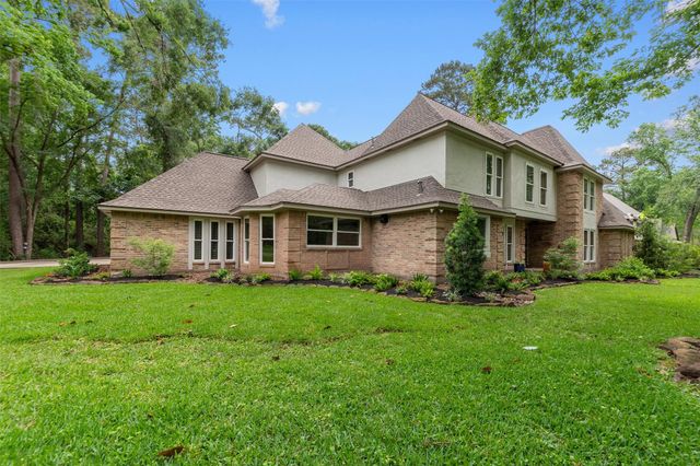 2626 Royal Trail Drive, Kingwood, TX 77339