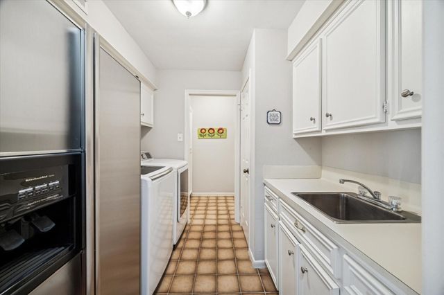 2626 Royal Trail Drive, Kingwood, TX 77339