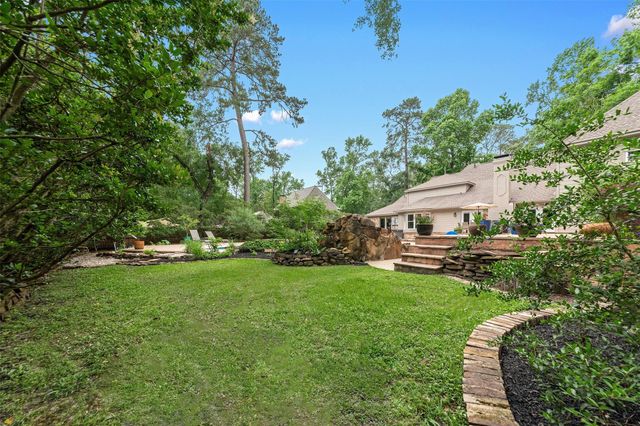 2626 Royal Trail Drive, Kingwood, TX 77339