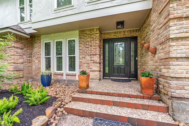 2626 Royal Trail Drive, Kingwood, TX 77339