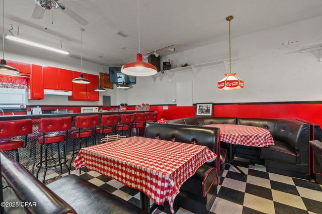 6407 Highway 2311, Panama City, FL 32404