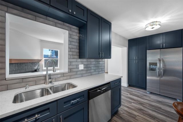 4931 HALIFAX DRIVE, Tampa, FL 33615