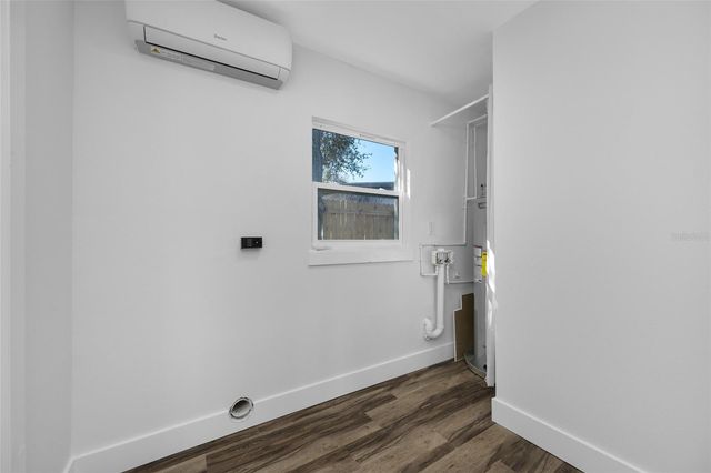 4931 HALIFAX DRIVE, Tampa, FL 33615