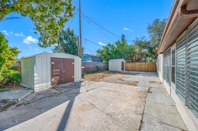 4931 HALIFAX DRIVE, Tampa, FL 33615