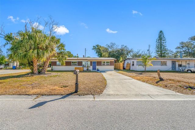 4931 HALIFAX DRIVE, Tampa, FL 33615