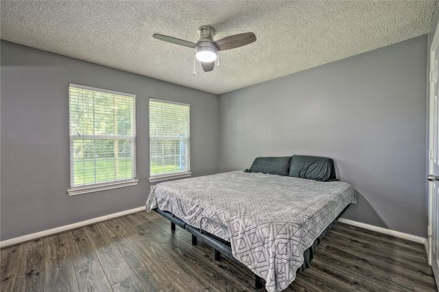 1914 Woodway Drive, Woodbranch, TX 77357