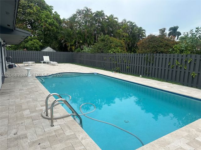 11611 SW 122nd Ave, Miami, FL 33186