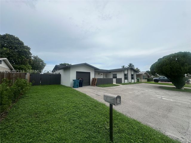 11611 SW 122nd Ave, Miami, FL 33186