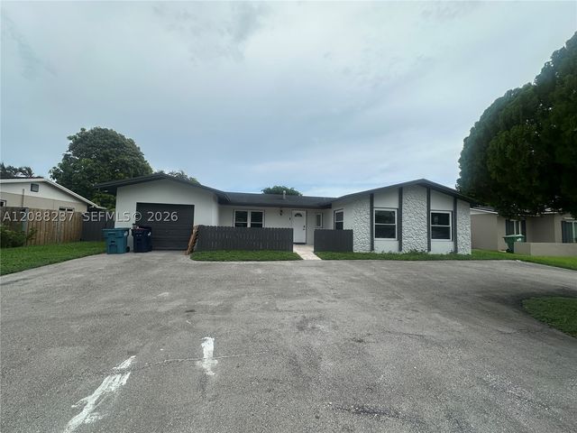 11611 SW 122nd Ave, Miami, FL 33186