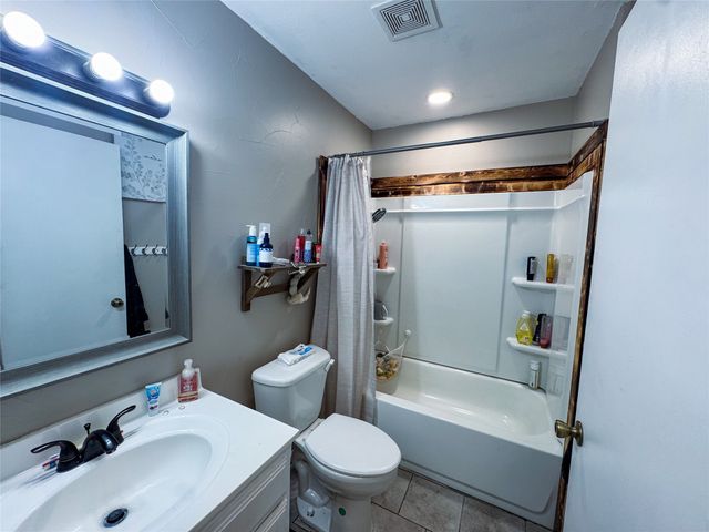 1696 County Road 2954, Alba, TX 75410