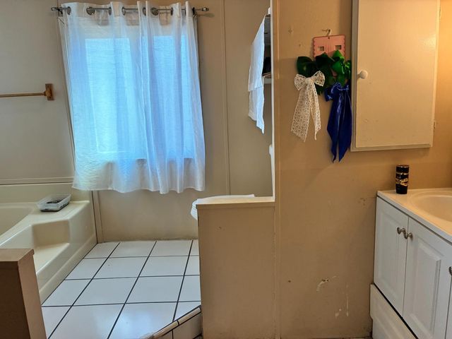 3138 W Dakota Ave Spc 154, Fresno, CA 93722