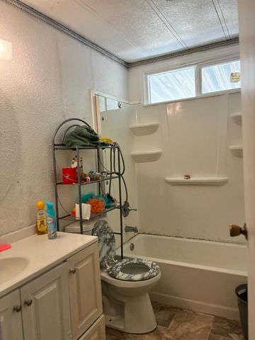 3138 W Dakota Ave Spc 154, Fresno, CA 93722