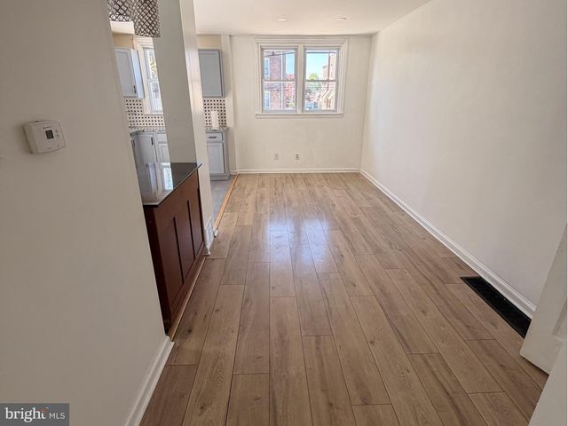 610 LONGSHORE AVE, Philadelphia, PA 19111