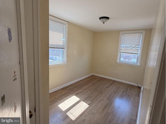 610 LONGSHORE AVE, Philadelphia, PA 19111