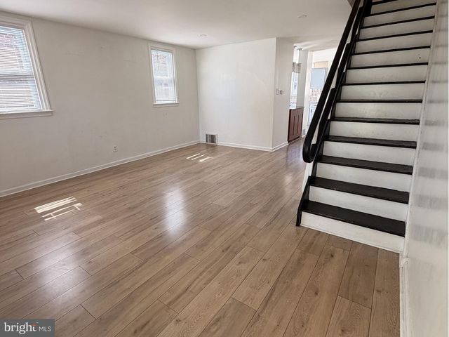 610 LONGSHORE AVE, Philadelphia, PA 19111