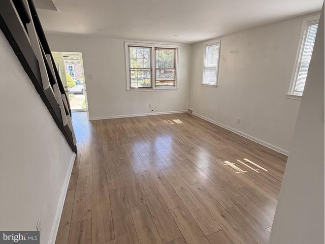 610 LONGSHORE AVE, Philadelphia, PA 19111