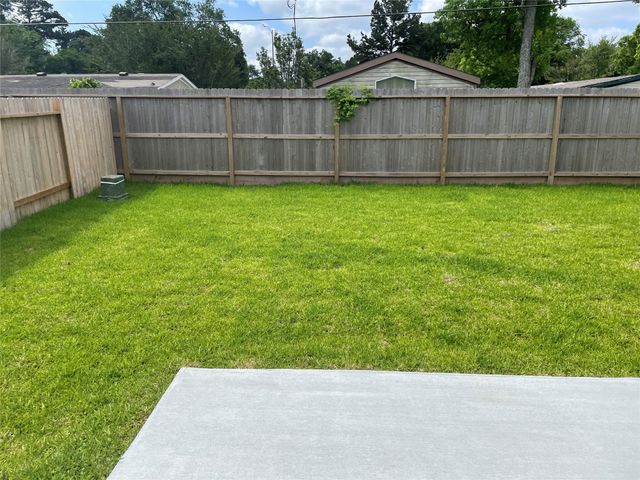 954 Redinger Ridge Drive, Houston, TX 77336