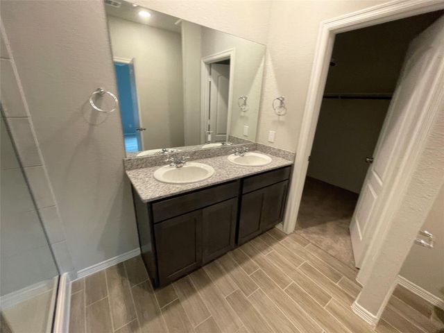 954 Redinger Ridge Drive, Houston, TX 77336